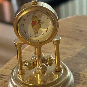 Disney Winnie The Pooh Desk Clock - Needs New Battery
